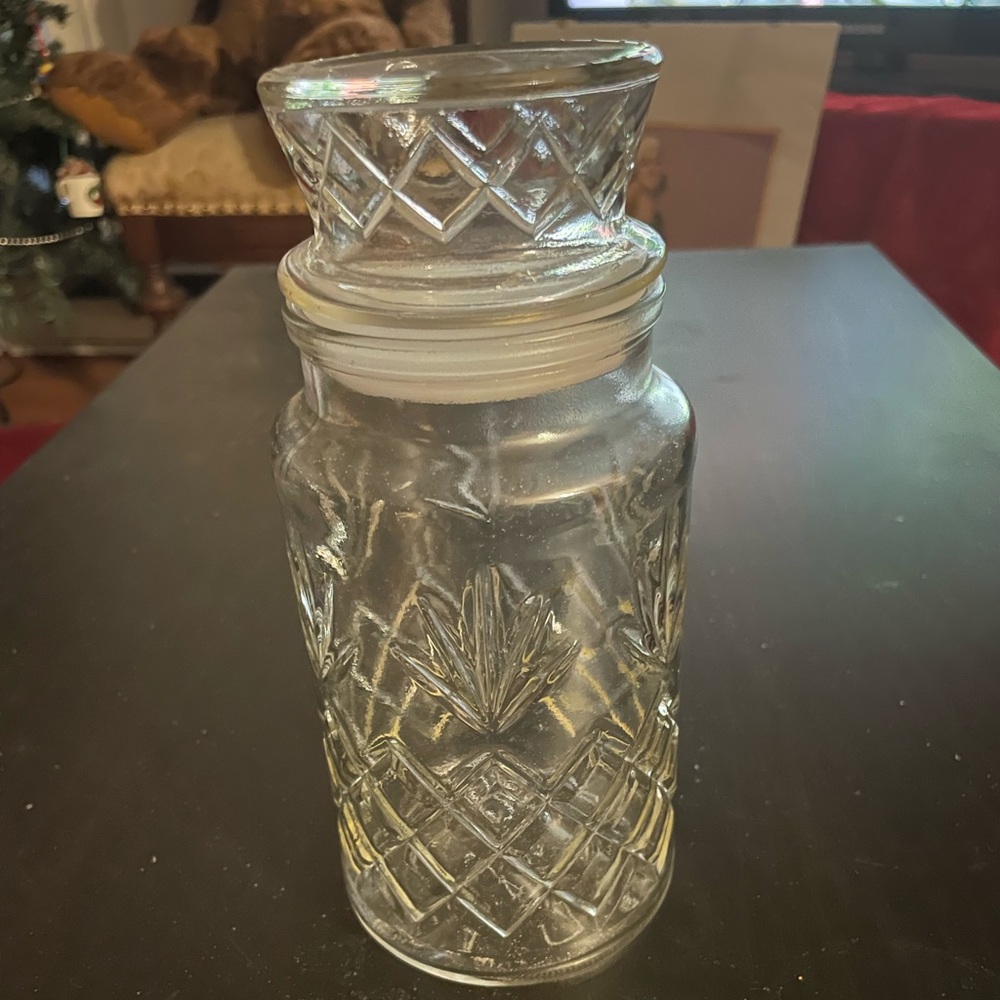 Vintage 1981 Mr Peanut Glass Jar